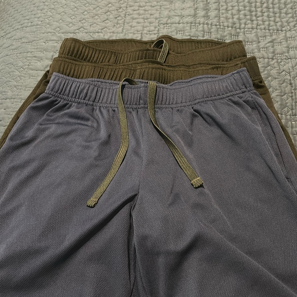 3 Old Navy Active shorts